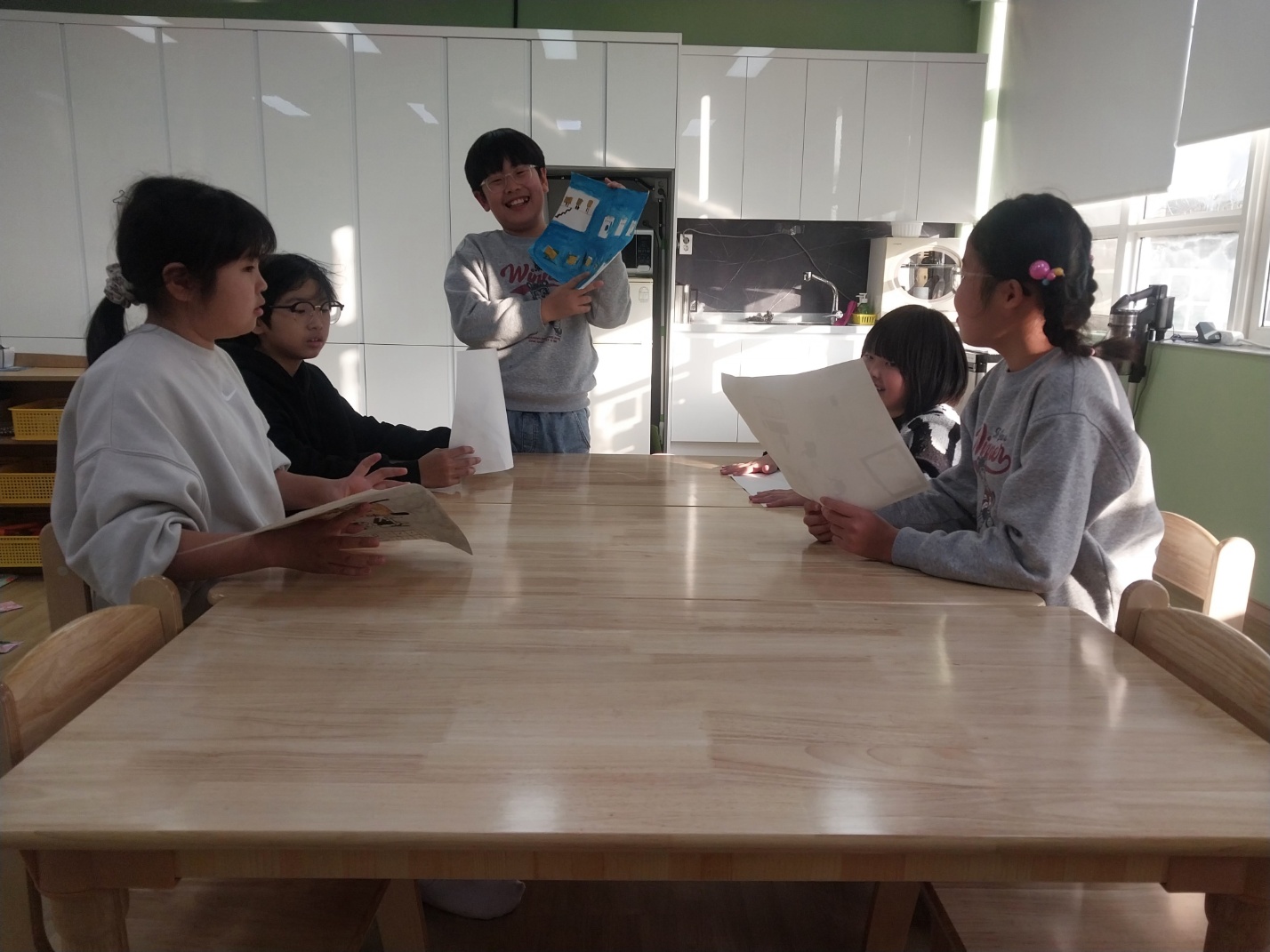 우리들의 꿈과 희망을 키우기 나무